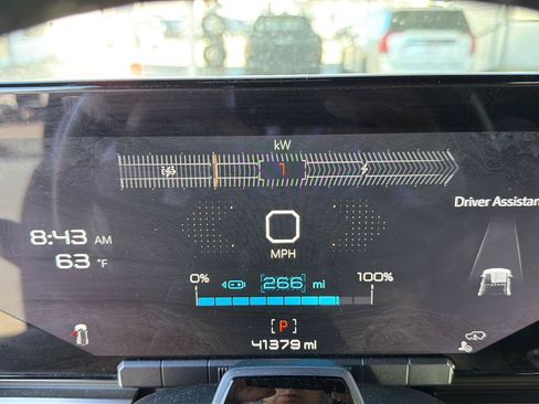 Used 2024 GMC Hummer EV 3X AWD/4WD image 11
