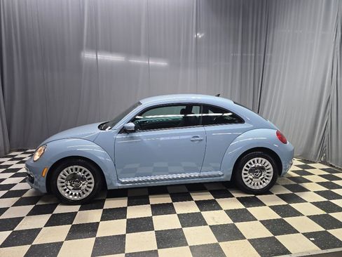 Used 2014 Volkswagen Beetle 1.8T FWD image 5