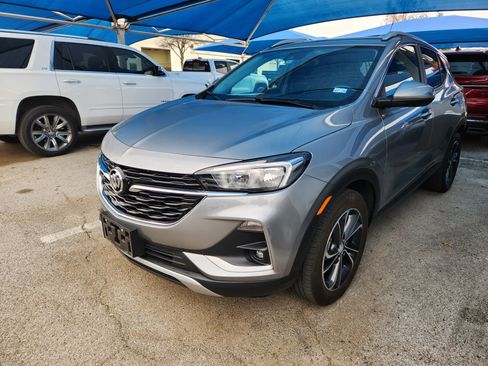 Used 2023 Buick Encore GX Select image 2