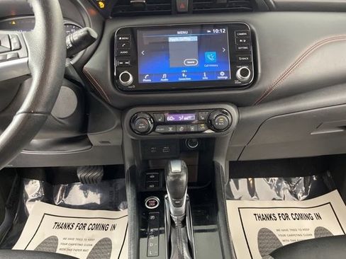 Used 2021 Nissan Kicks SR w/ SR Premium Package FWD image 27