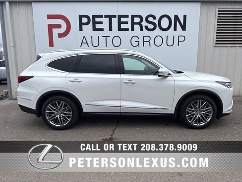 Used 2022 Acura MDX Advance image 2