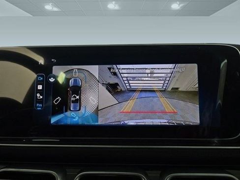 New 2025 Mercedes-Benz GLS 580 4MATIC image 23