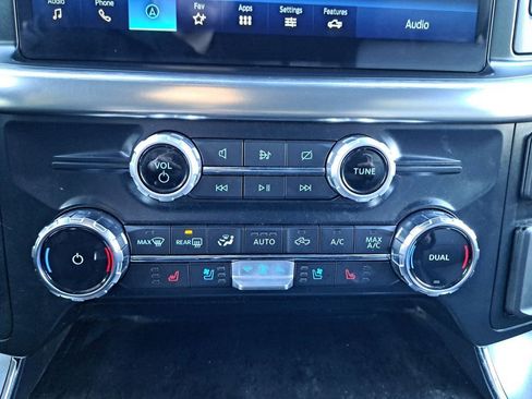 Used 2023 Ford F150 Lariat image 27