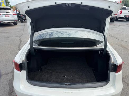 Used 2015 Lexus IS 250 RWD image 20