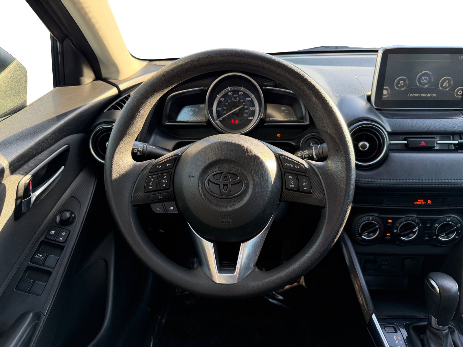 Used 2017 Toyota Yaris iA FWD image 12