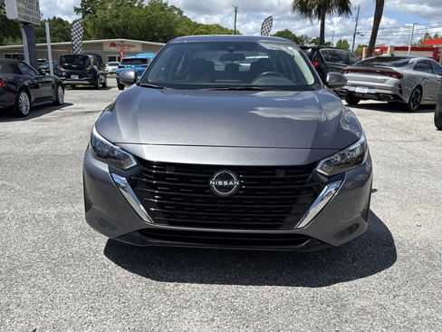 Used 2025 Nissan Sentra S image 8