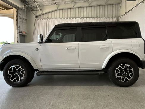 Used 2024 Ford Bronco Outer Banks image 26