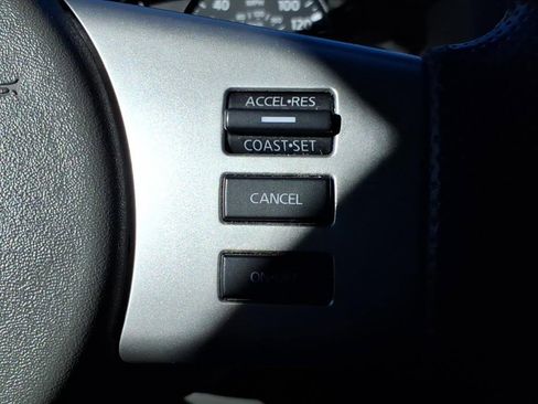 Used 2017 Nissan Frontier SV image 15