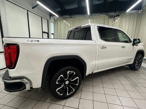 Used 2025 GMC Sierra 1500 SLT w/ SLT Convenience Package image 6