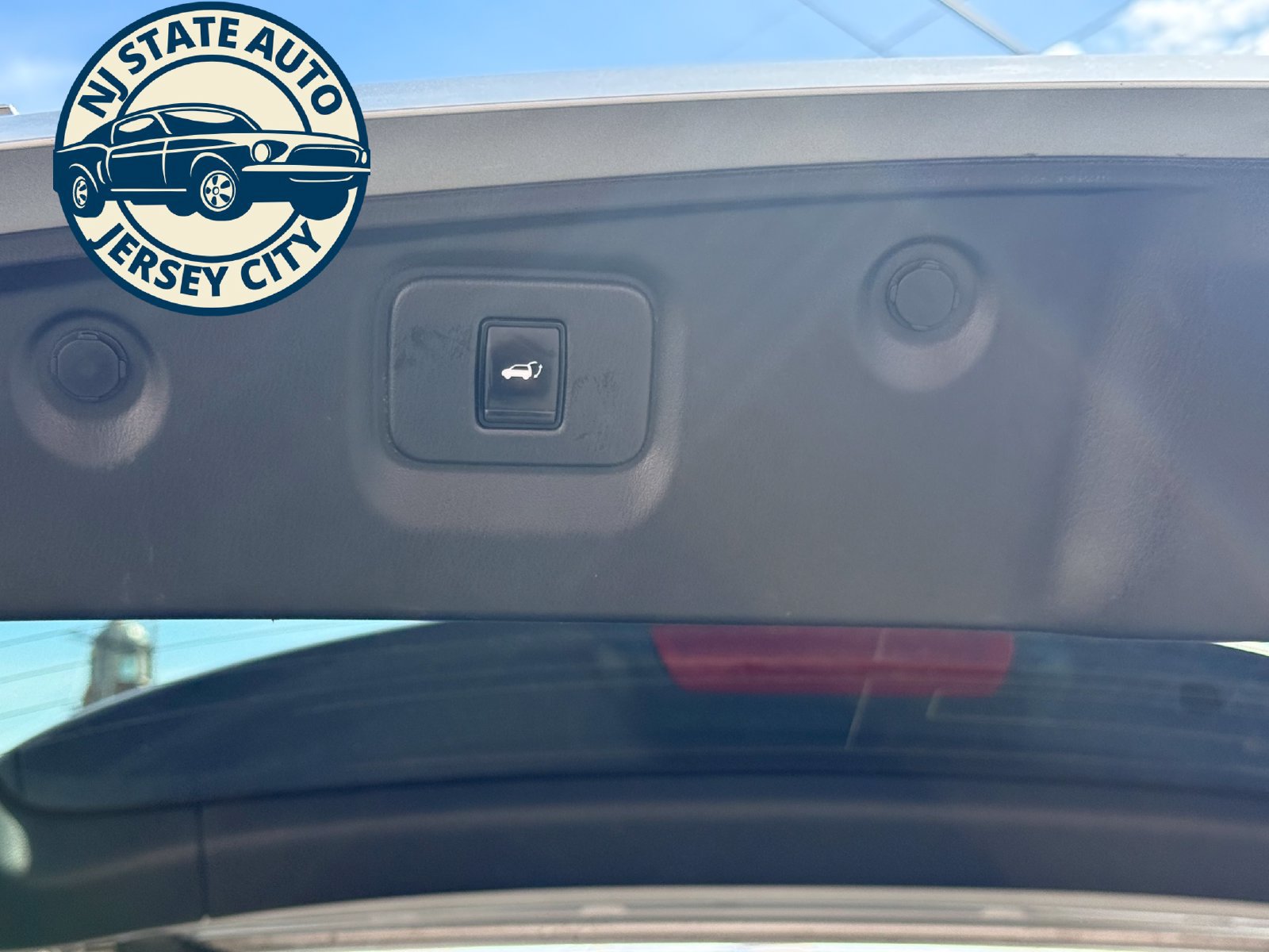 Used 2017 Nissan Pathfinder Platinum w/ Cargo Package AWD/4WD image 55