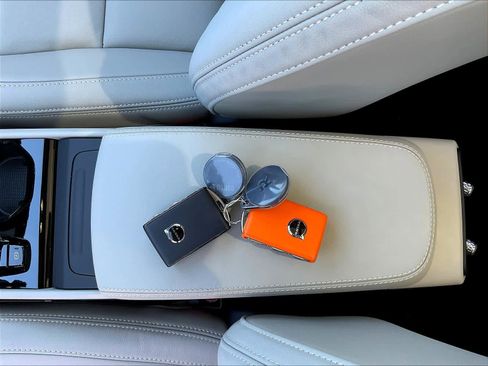 New 2026 Volvo XC40 B5 Ultra w/ Climate Package image 34