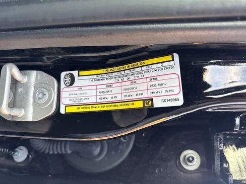 Used 2024 RAM 1500 Classic SLT image 38