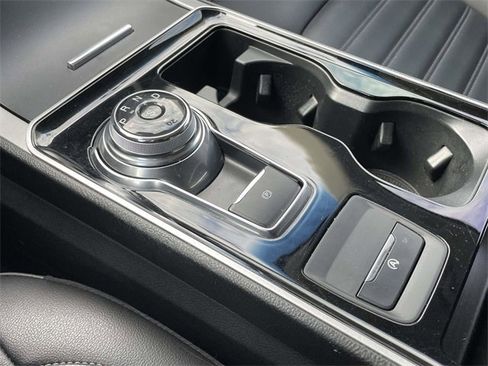 Used 2020 Ford Edge SEL w/ Convenience Package image 31