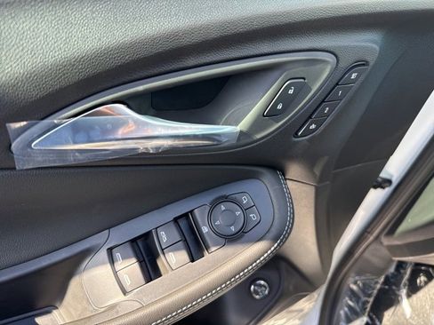 New 2026 Buick Encore GX Avenir w/ Avenir Technology Package image 8