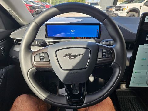 Used 2021 Ford Mustang Mach-E Select image 24