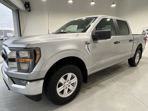 Used 2023 Ford F150 XLT image 4
