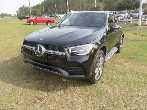 Used 2021 Mercedes-Benz GLC 300 w/ AMG Line image 2