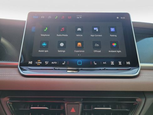 New 2026 Volkswagen Tiguan SE R-Line AWD/4WD image 17