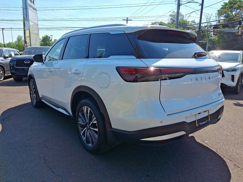 Certified 2026 INFINITI QX60 Luxe w/ Cargo Package AWD/4WD image 4