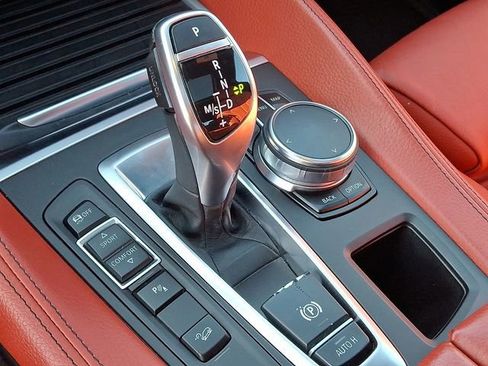 Used 2017 BMW X6 xDrive35i image 18