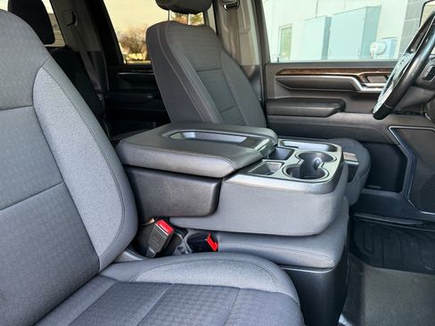 Used 2024 GMC Sierra 3500 SLE w/ SLE Convenience Package AWD/4WD image 21