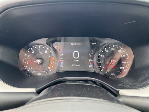 Used 2024 Jeep Compass Limited image 23