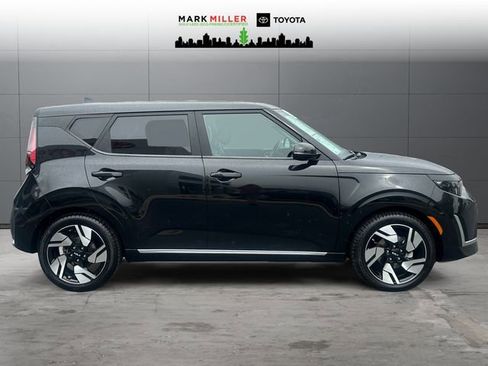 Used 2023 Kia Soul GT-Line FWD image 6