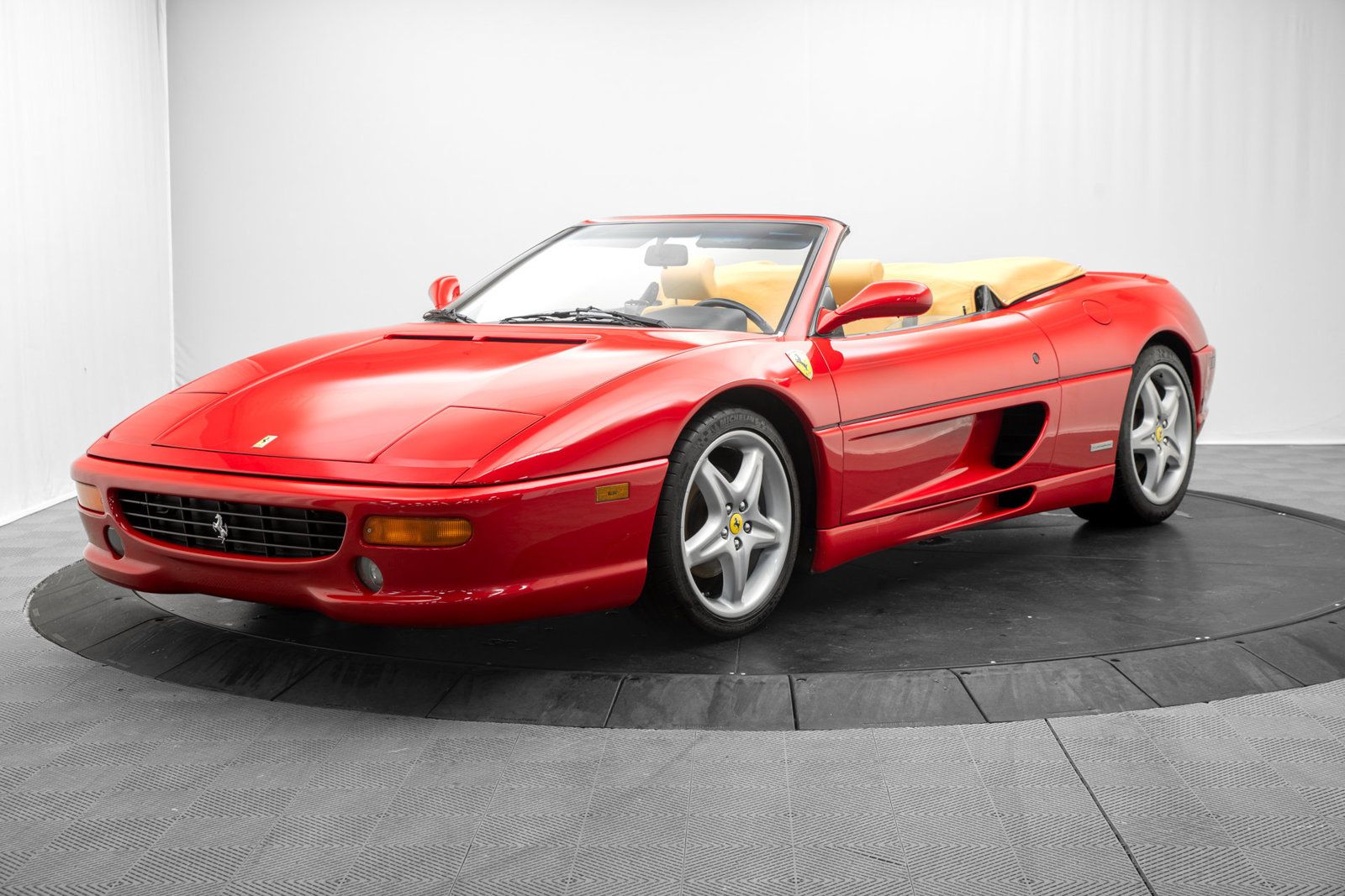 Used 1997 Ferrari F355 Spider RWD image 4