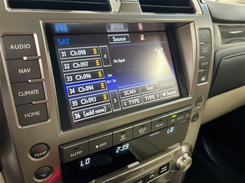 Used 2021 Lexus GX 460 Premium w/ Premium Package image 16