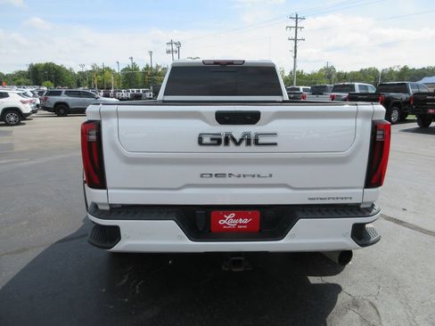 Used 2024 GMC Sierra 3500 Denali Ultimate AWD/4WD image 7