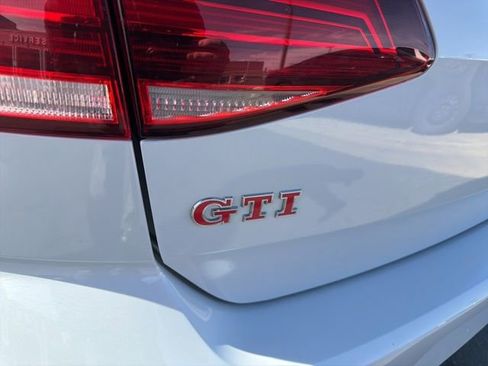 Used 2019 Volkswagen GTI S image 27