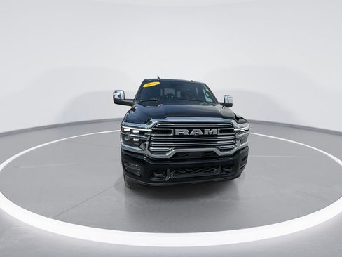 Used 2026 RAM 2500 Laramie AWD/4WD image 10