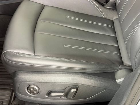 Used 2023 Audi A4 2.0T Premium AWD/4WD image 14