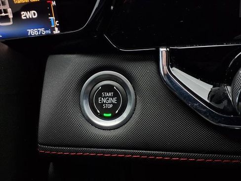 Used 2023 Chevrolet Colorado Z71 w/ Z71 Convenience Package 2 image 15