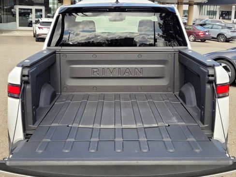 Used 2023 Rivian R1T Adventure image 32