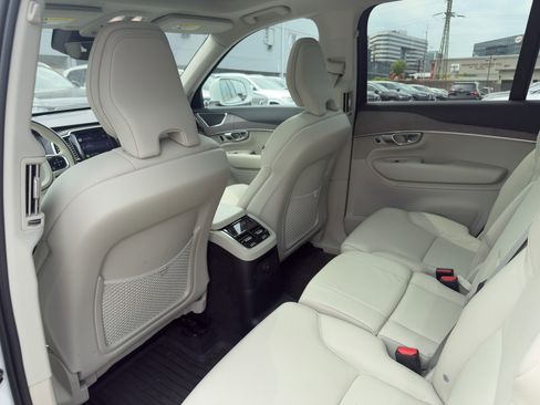 Certified 2023 Volvo XC90 T8 Plus w/ Protection Package image 31