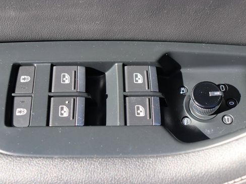 Used 2024 Audi A6 Premium Plus image 49