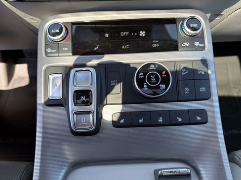Used 2023 Hyundai Palisade Calligraphy w/ Winter Package AWD/4WD image 23