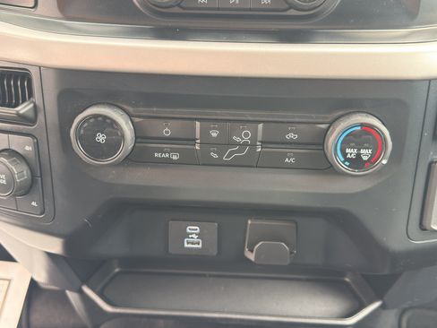 Used 2023 Ford F150 XLT AWD/4WD image 25
