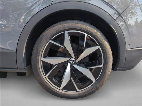Used 2025 Volkswagen ID.4 Pro S RWD image 13