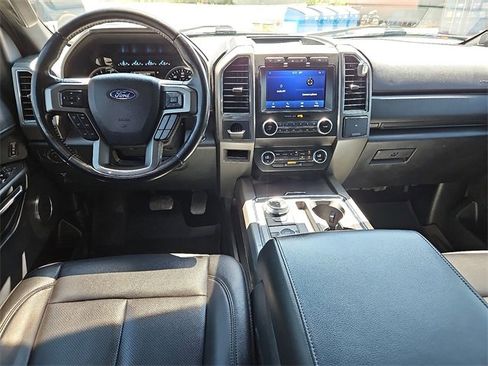 Used 2021 Ford Expedition Max XLT image 12