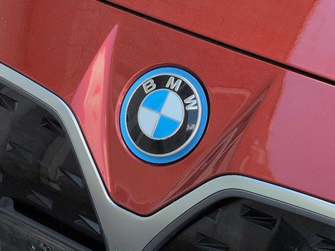 Certified 2023 BMW i4 eDrive40 w/ Premium Package RWD image 12