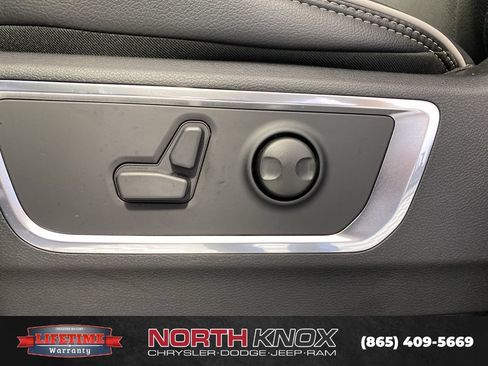 New 2026 RAM 1500 Laramie w/ Night Edition AWD/4WD image 10
