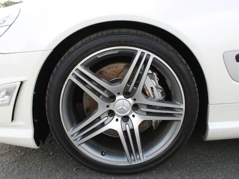 Used 2009 Mercedes-Benz SL 63 AMG image 6