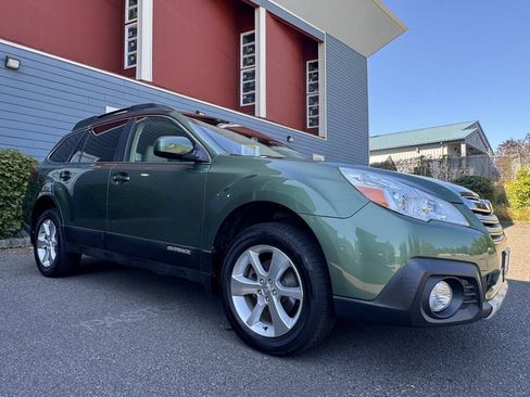 Used 2014 Subaru Outback 2.5i Limited AWD/4WD image 15