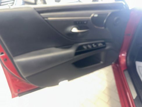 Used 2024 Lexus ES 350 w/ Accessory Package (Z2) FWD image 24