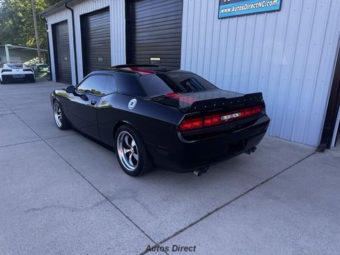 Used 2012 Dodge Challenger SRT8 image 10