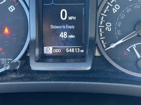 Certified 2021 Toyota Tacoma TRD Off-Road image 35