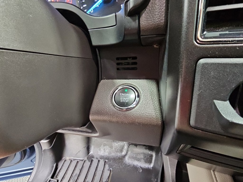 Used 2018 Ford Expedition Limited w/ Equipment Group 301A RWD image 29