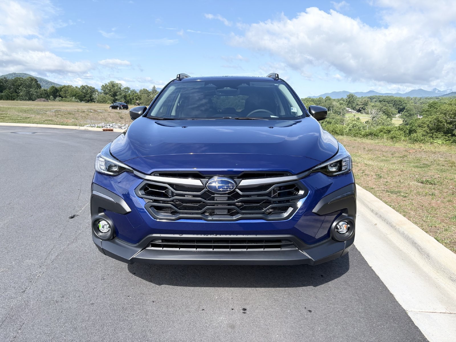 New 2026 Subaru Crosstrek 2.5i Limited w/ Popular Package #3A AWD/4WD image 2